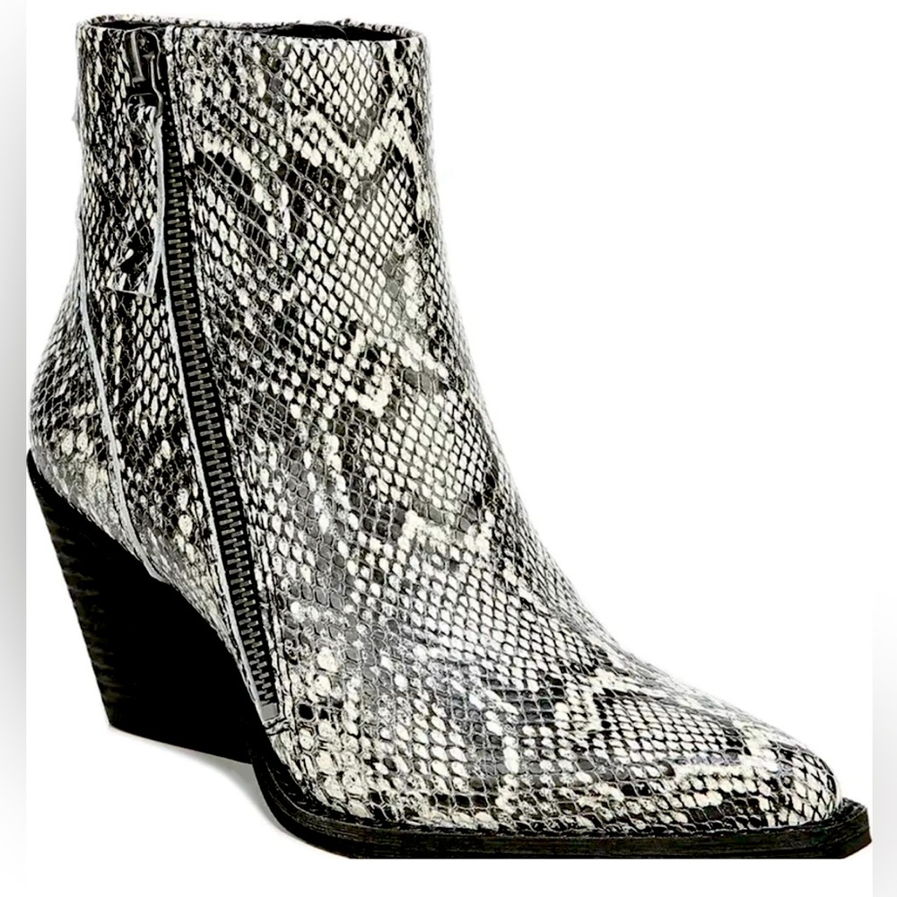 ZODIAC RAMONA LEATHER SNAKE
ANKLE BOOTIES BLACK WHITE NWOT in Box SZ 8 1/2
